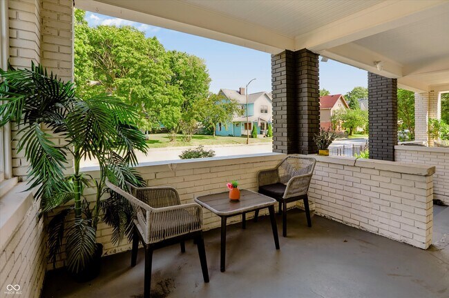 Foto del edificio - 1728 N Delaware St