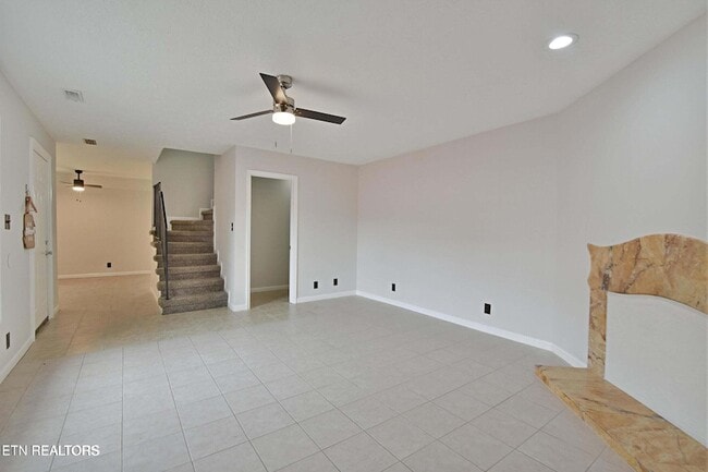 Building Photo - 9111 Woodpark Ln NW