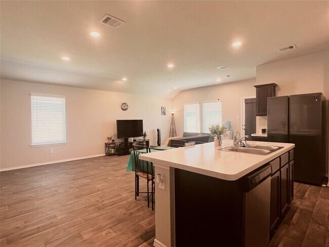 Foto del edificio - 5234 Greenwood Smt Trl