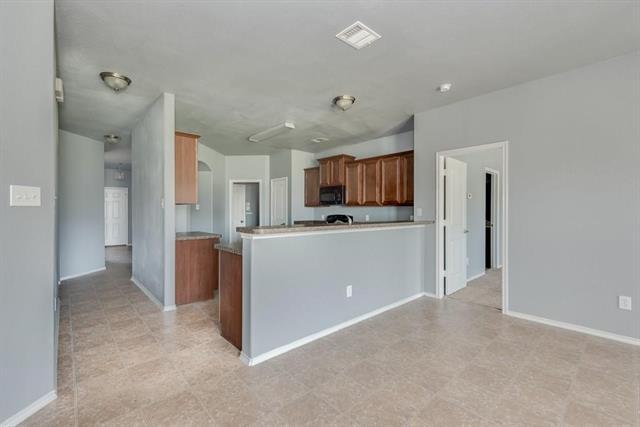 Building Photo - 5313 Beacon Ln