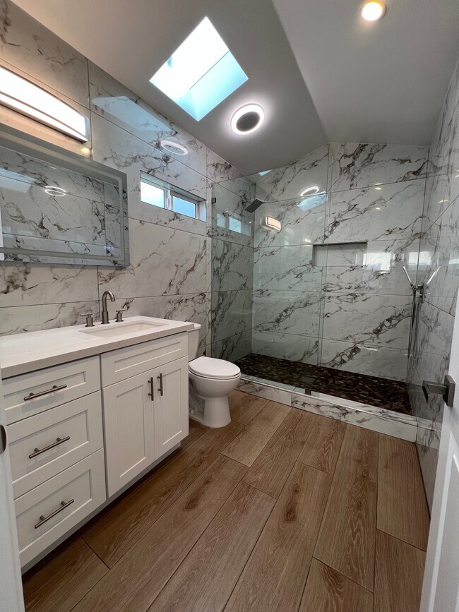 Foto del edificio - 1433 N Maple St