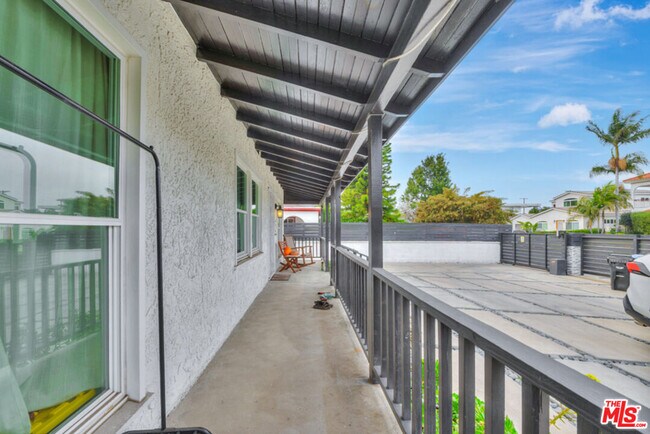 Foto del edificio - 4905 Coolidge Ave