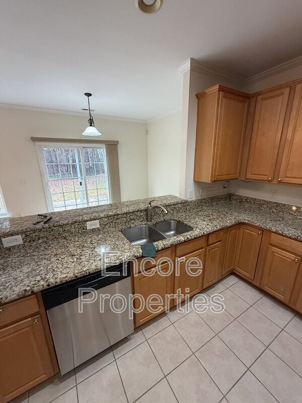 Foto del edificio - 8417 Whisper Ridge Pl