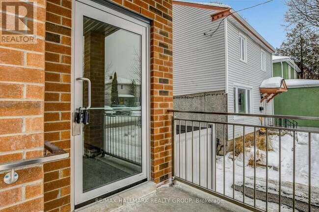 Photo du bâtiment - 137 Marquette Ave