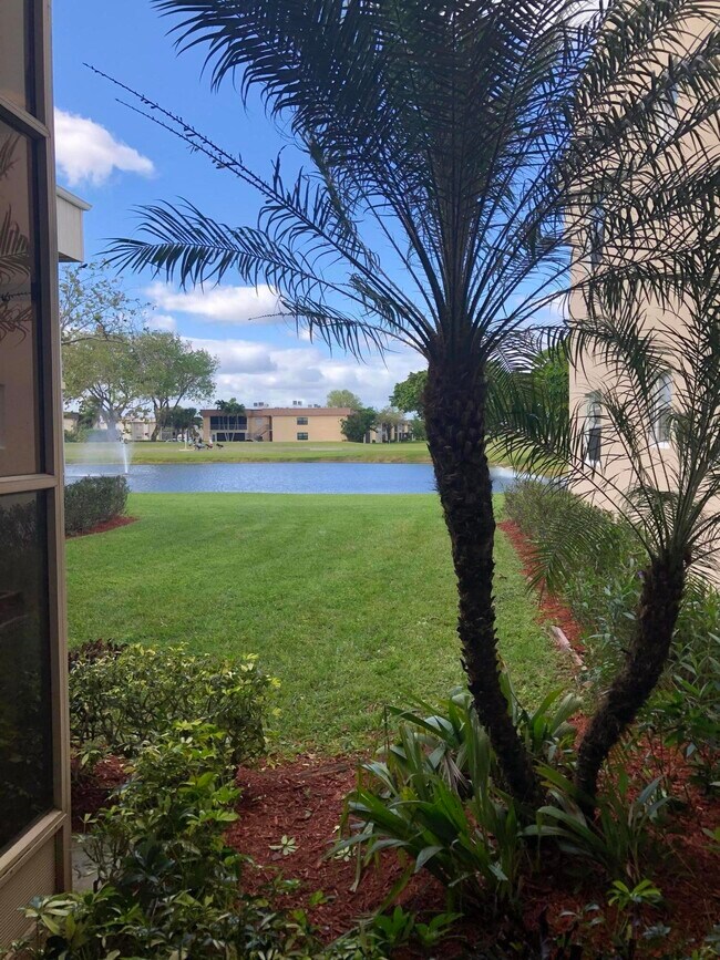 Foto del edificio - 301 Capri G