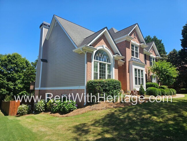 Foto del edificio - WOW!!!!!...PRETIGIOUS HOME IN CHAPEL CROSS...