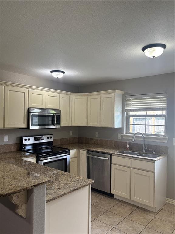 Building Photo - 212 Copper Oaks Dr
