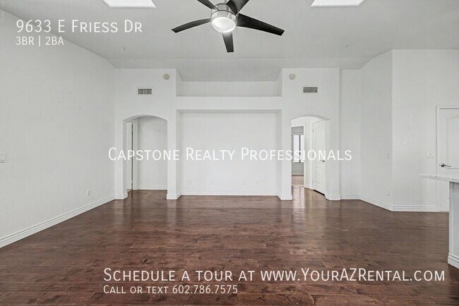 Foto del edificio - 9633 E Friess Dr