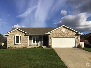 Building Photo - 1636 Abby Dr