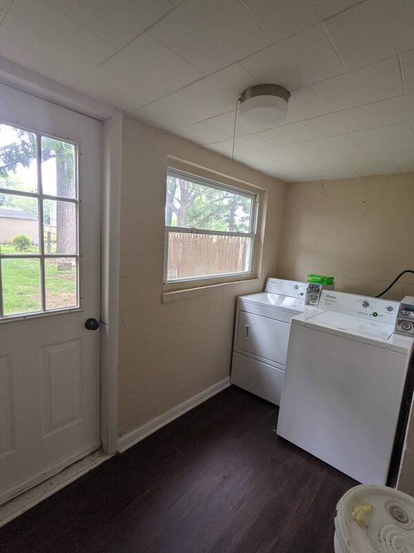 Foto principal - 242 S Potomac St