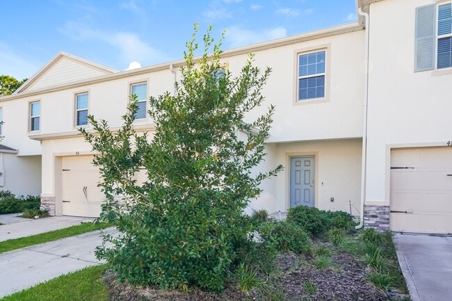 Building Photo - 43 N Center St