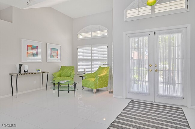 Foto del edificio - 3681 Lakemont Dr