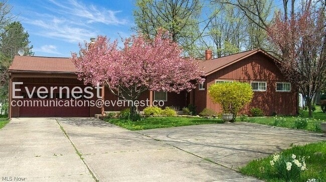 Building Photo - 4102 Leewood Rd