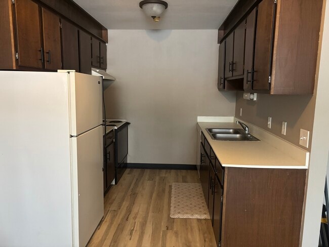 Foto del edificio - 704 9th St NW