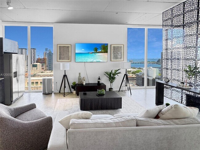 Foto del edificio - 151 SE 1st St