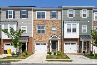 Building Photo - 7123 Millstone Rd