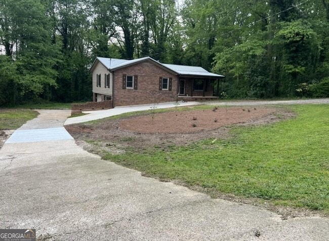 Building Photo - 19 Oak Hill Dr