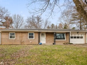 Building Photo - 8856 Moll Dr