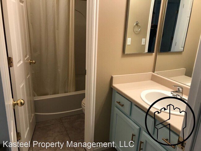 Building Photo - 3 br, 2 bath House - 2124 North Morning St...