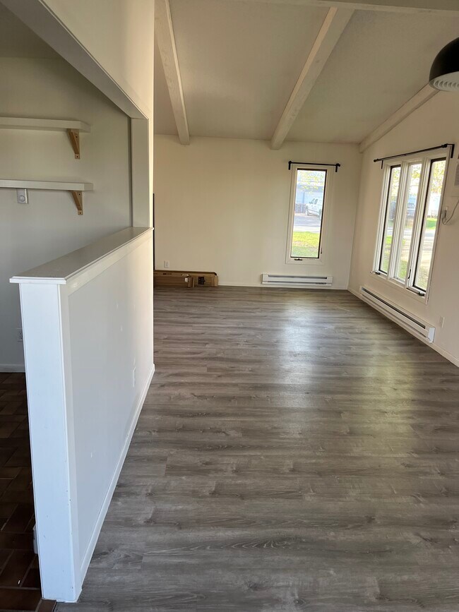 Foto del edificio - 127 Hillview Ln