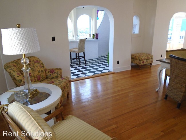 Foto del edificio - 2 br, 2 bath House - 130 4th Ave N. #701