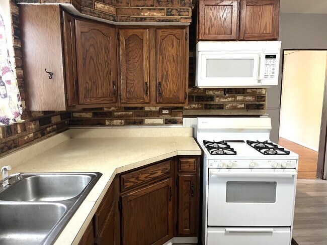 Foto del edificio - Spacious St. Louis Home for Rent | Convenient Location