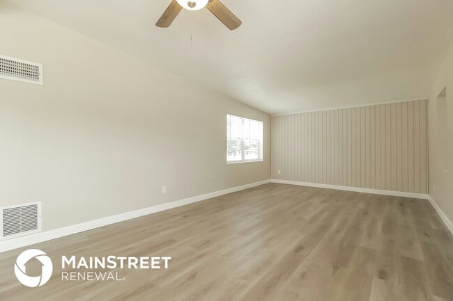 Building Photo - 3007 Tampico Dr