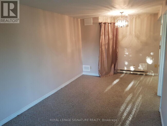 Building Photo - 22 Palmer Dr