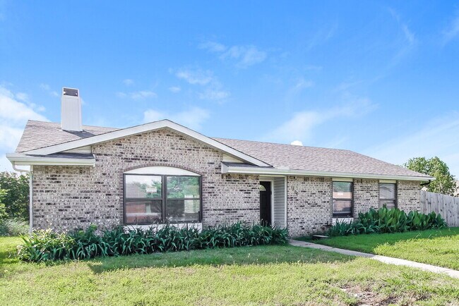 Building Photo - 1208 Grinnel Dr