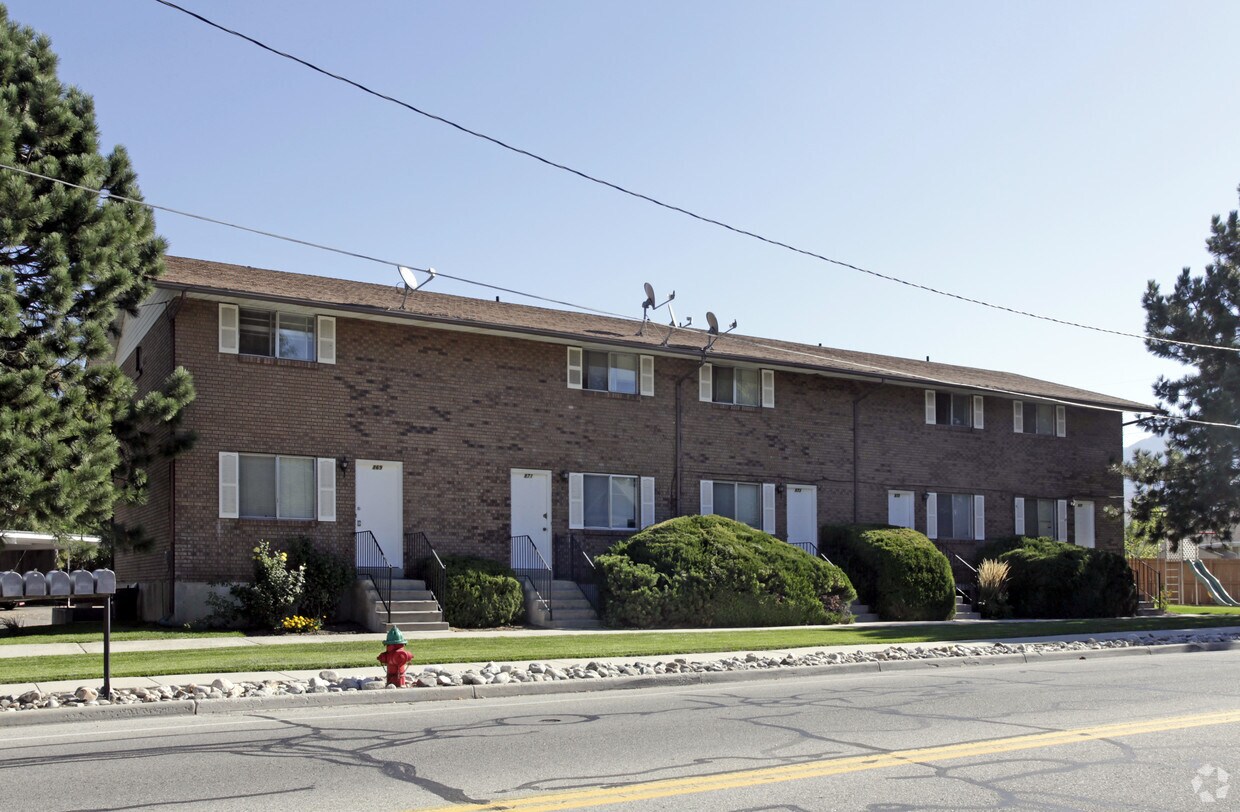 Primary Photo - 869-877 S Vine St
