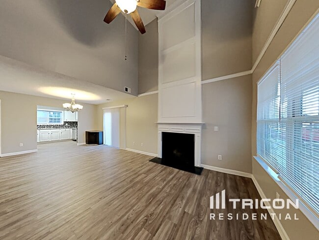 Building Photo - 121 Riglaw Cir