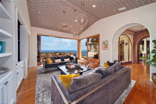 Foto del edificio - 1131 Emerald Bay