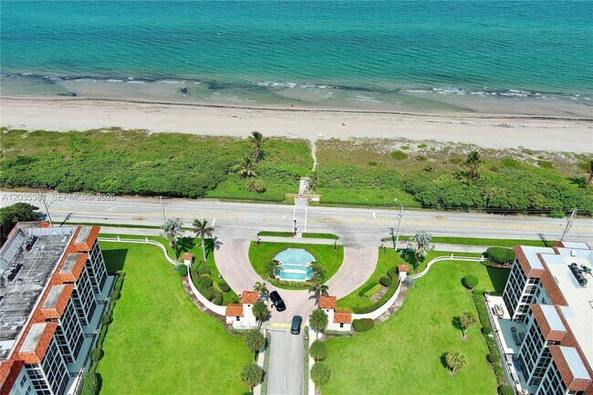Foto del edificio - 2871 N Ocean Blvd