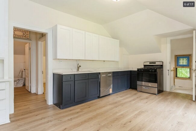 Foto del edificio - 421 S 3rd St