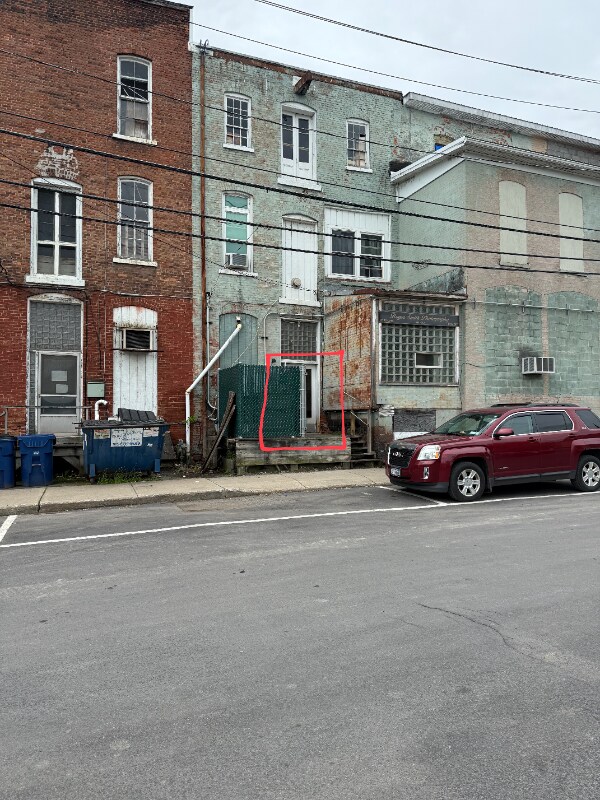 Building Photo - 12019-12021 E Main St