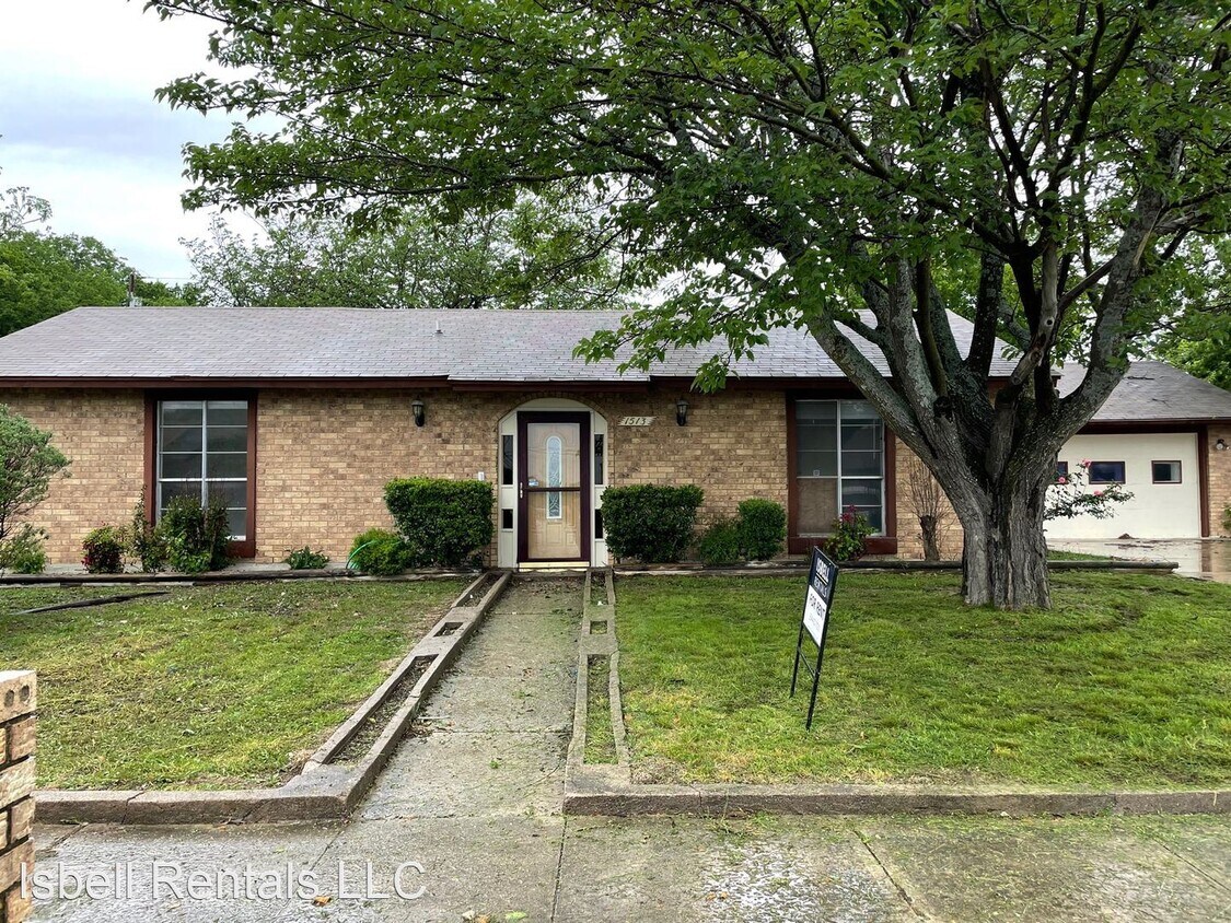 Primary Photo - 4 br, 2 bath House - 1513 Dallas Street
