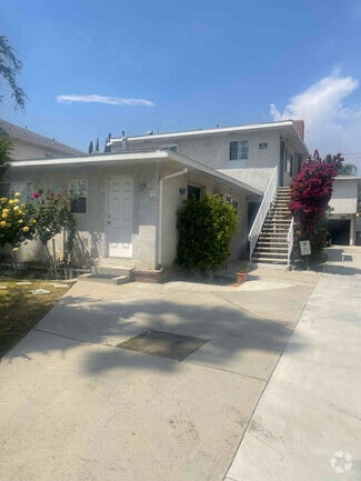 Building Photo - 717 W Glenoaks Blvd