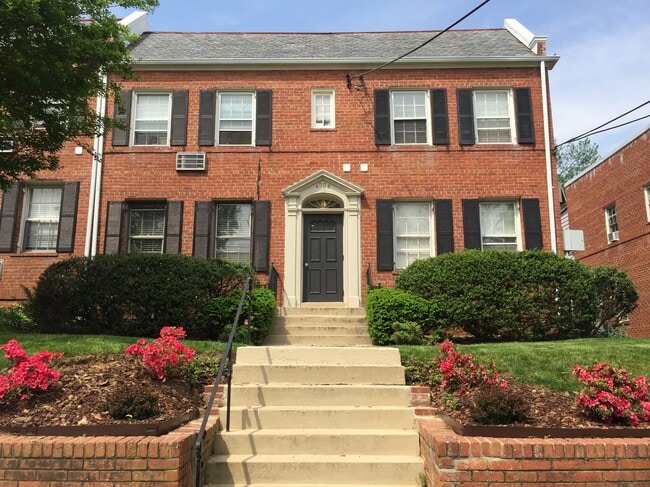 Building Photo - Spring Valley Apartments