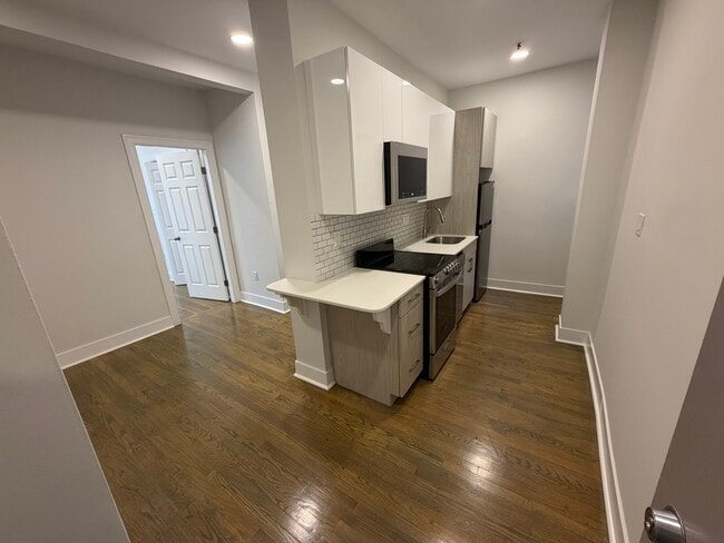 Photo - 11 Peterborough St. Unit 3 Apartment