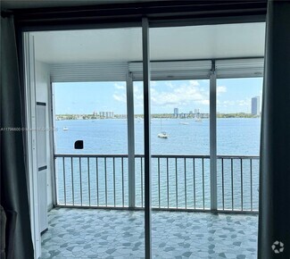 Building Photo - 3000 Marcos Dr