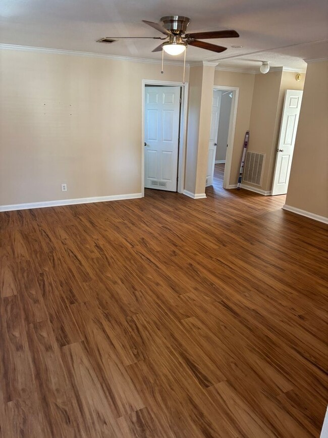 Building Photo - 3-Bedroom, 2-Baths located in Murrells Inlet