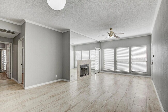 Foto del edificio - 807 W 25th St