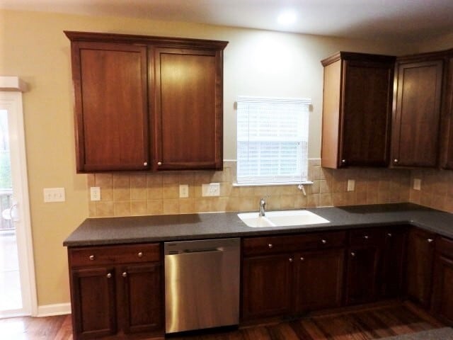 Foto del edificio - 322 Stoke Hammond Ct