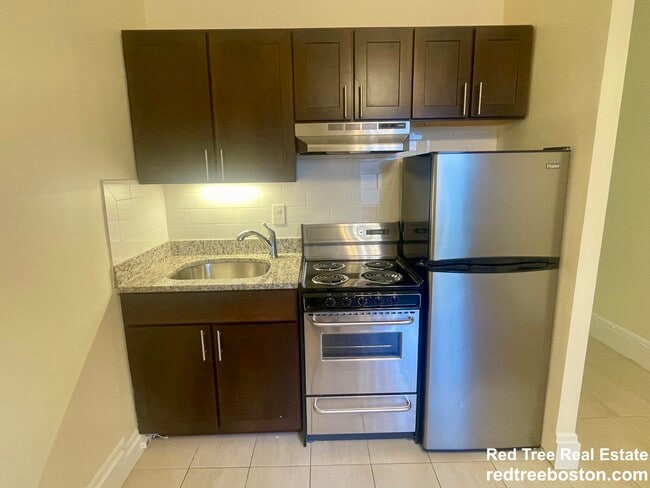 Photo - 62 Boylston St Apartment