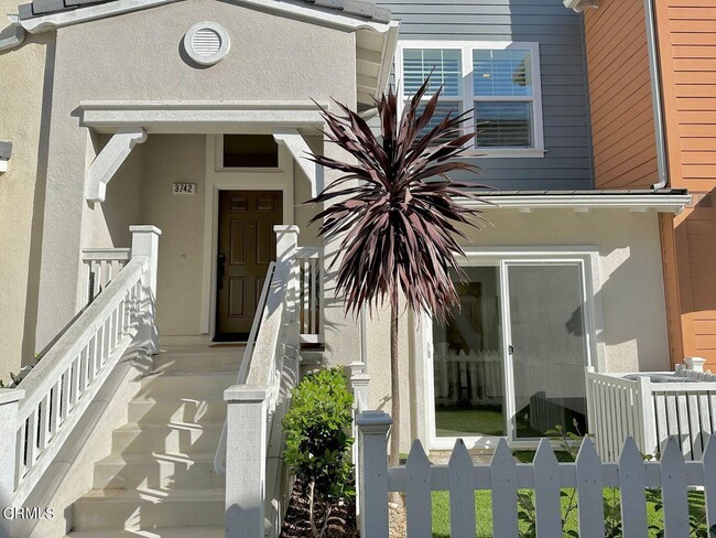 Building Photo - 3742 Islander Walk