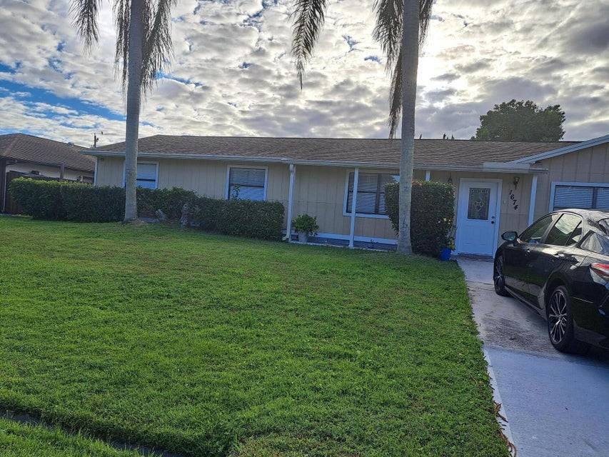 Primary Photo - 1674 SE Aires Ln