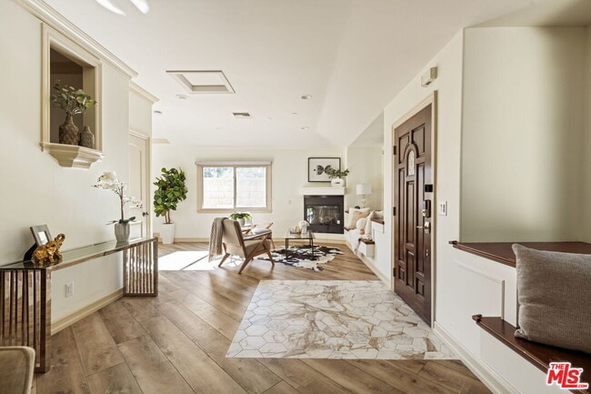 Foto del edificio - 272 N Chester Ave