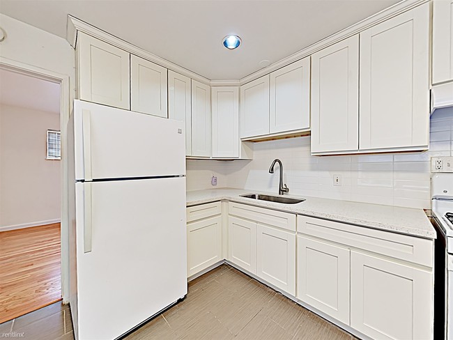 Building Photo - 2 br, 1 bath - 2245 Ashby Ave Apt A Apt A
