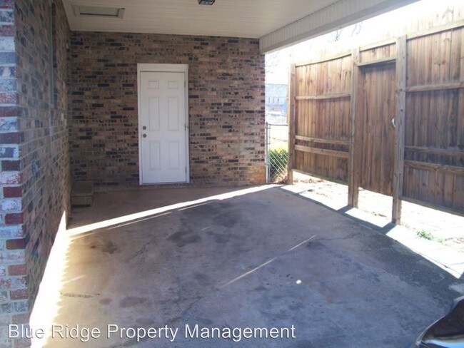 Building Photo - 3 br, 1 bath House - 4128 Ranch Road