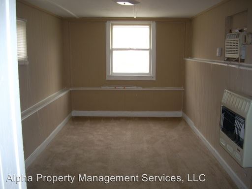 Building Photo - 108 S College Ave